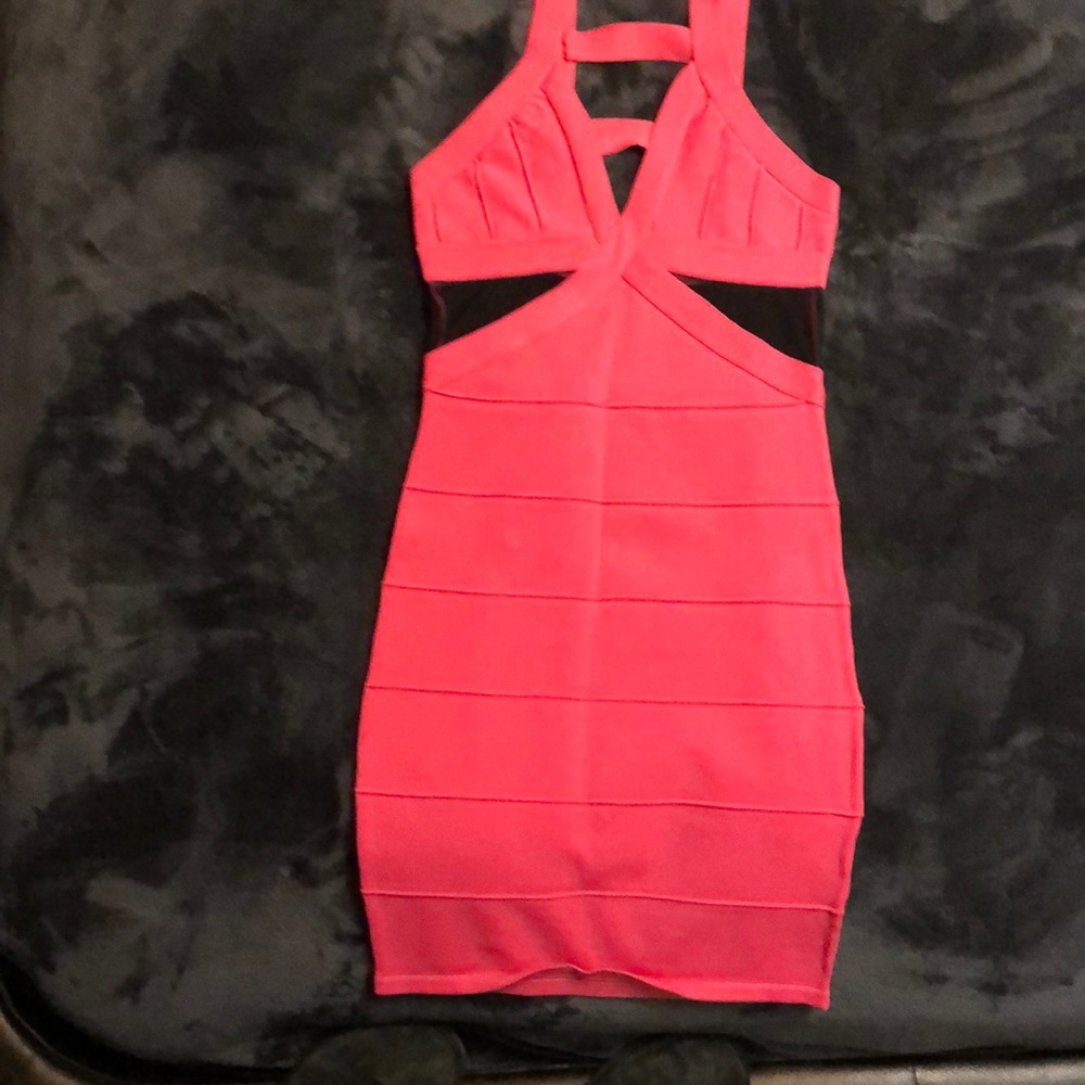 Bebe dress